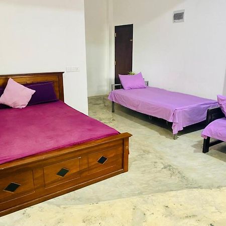 Hotel Berg House Unawatuna Esterno foto
