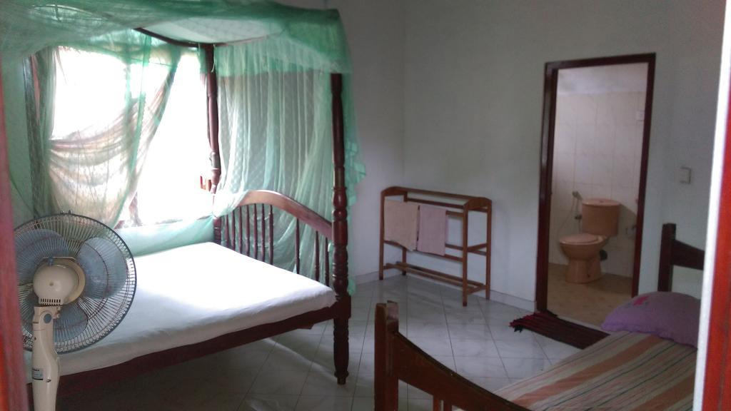 Hotel Berg House Unawatuna Camera foto